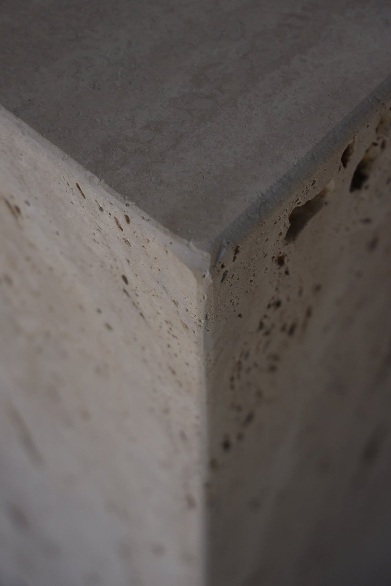 Ascolane Travertine Pedestal