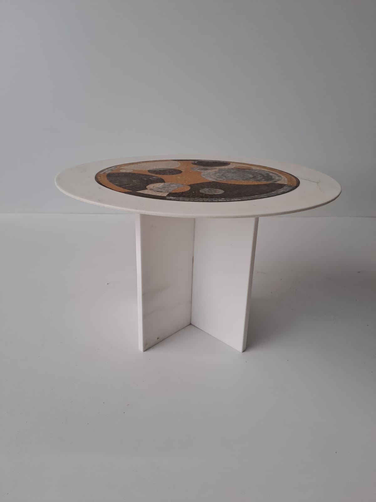 Planeta Coffee Table