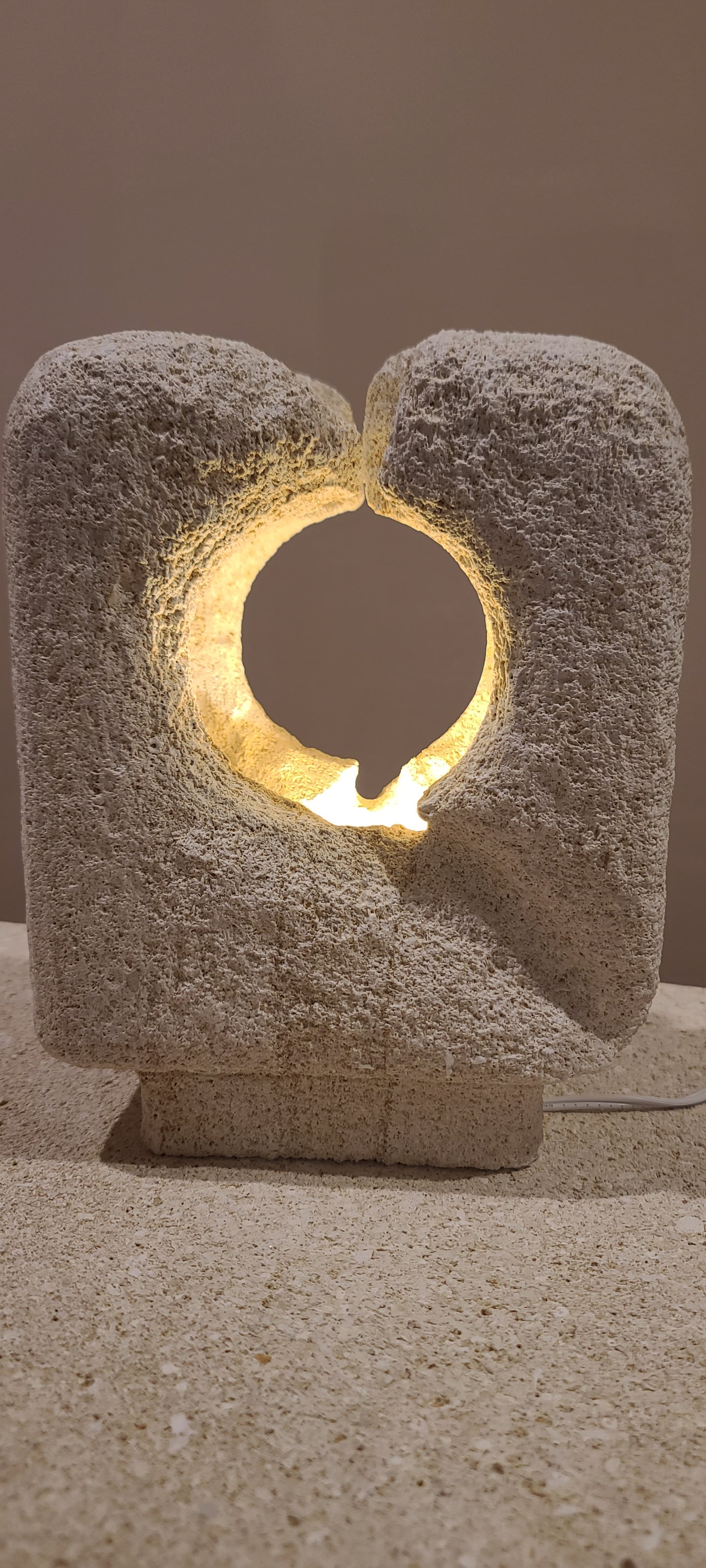 Swan Sandstone Lamp