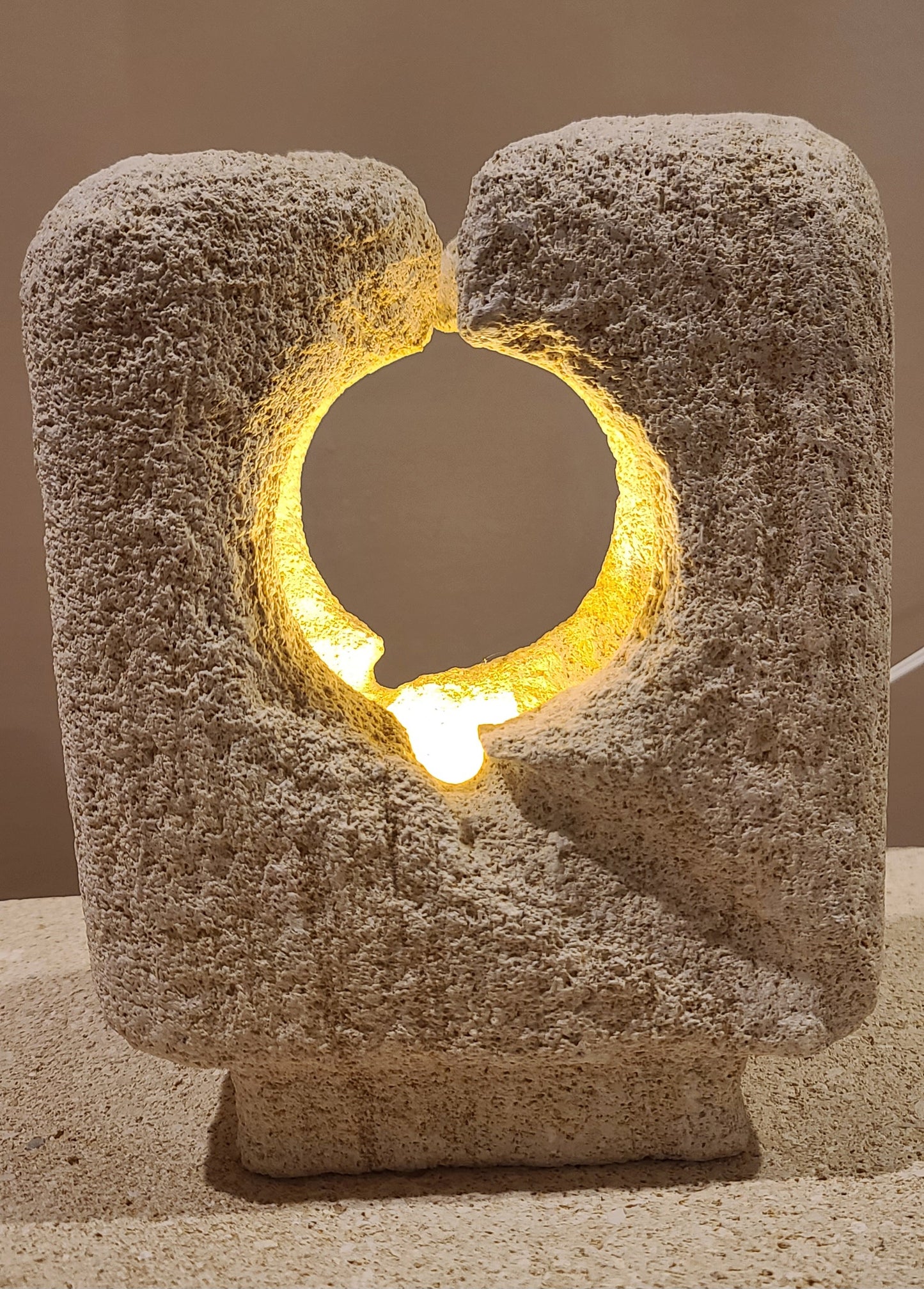 Swan Sandstone Lamp