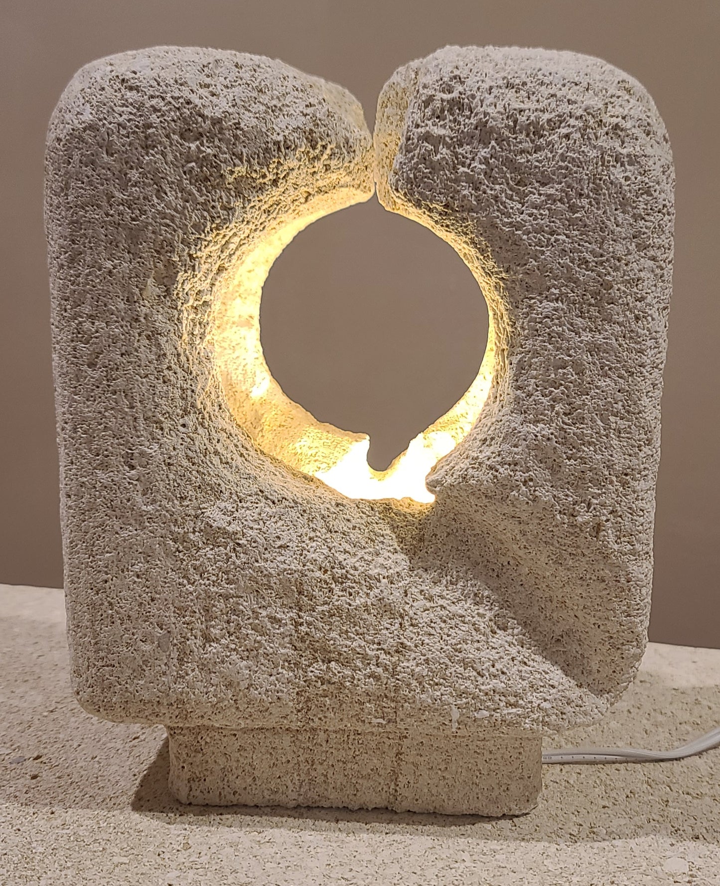 Swan Sandstone Lamp