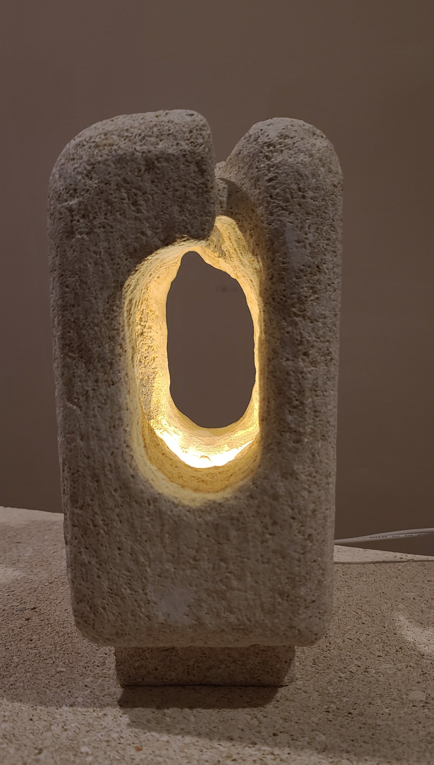 Swan Sandstone Lamp